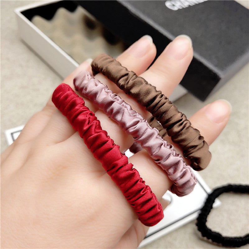 Silk seamless hair tie